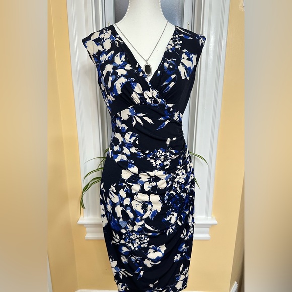 Lauren Ralph Lauren Dresses & Skirts - EUC  Lauren by Ralf  Lauren Floral dress Wrap Sleeveless V Neck Size 2 Ruched